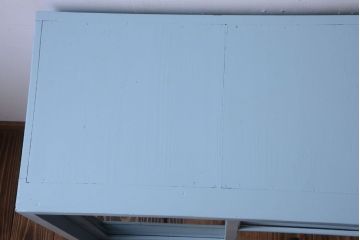 アンティーク家具　ペイント　引き出し2杯付き!アンティーク戸棚(収納棚)
