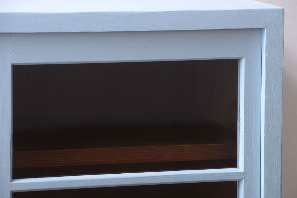 アンティーク家具　ペイント　引き出し2杯付き!アンティーク戸棚(収納棚)