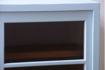 アンティーク家具　ペイント　引き出し2杯付き!アンティーク戸棚(収納棚)