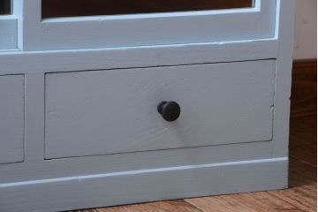 アンティーク家具　ペイント　引き出し2杯付き!アンティーク戸棚(収納棚)