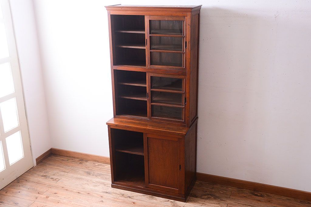 アンティーク家具　和製アンティーク　檜材製の上品な重ね食器棚