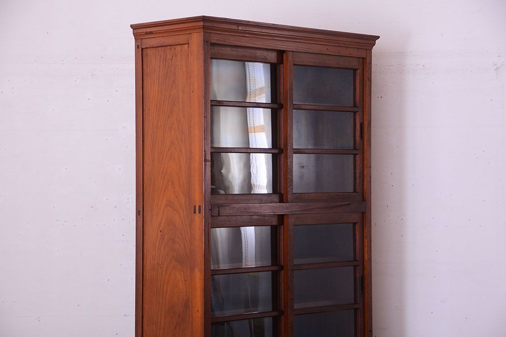 アンティーク家具　和製アンティーク　檜材製の上品な重ね食器棚