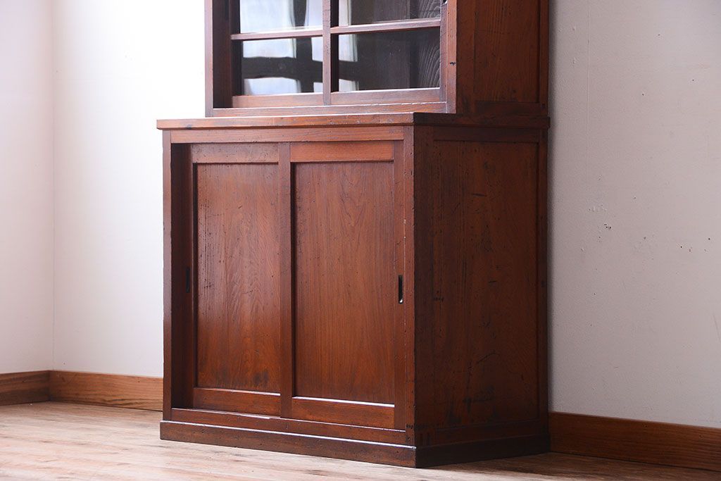 アンティーク家具　和製アンティーク　檜材製の上品な重ね食器棚