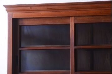 アンティーク家具　和製アンティーク　檜材製の上品な重ね食器棚