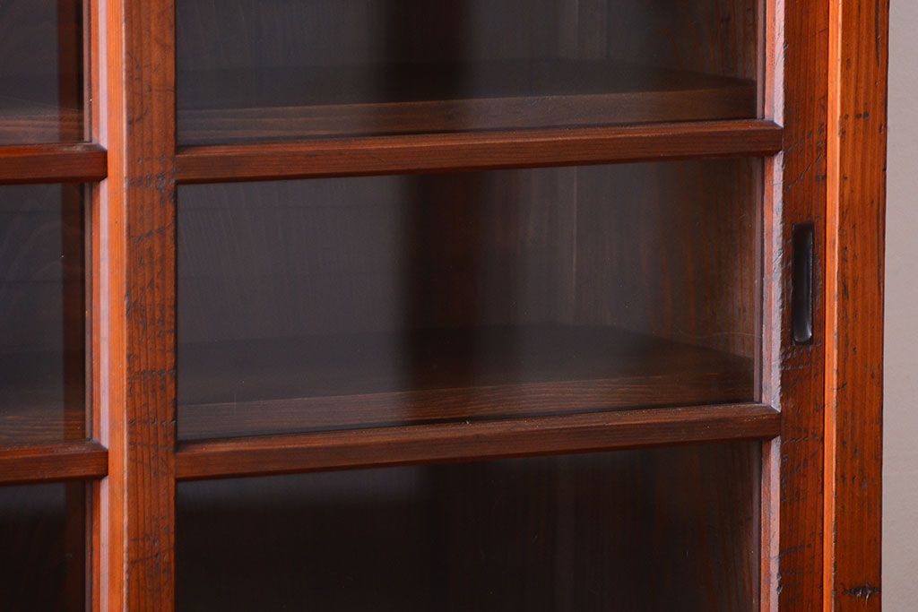 アンティーク家具　和製アンティーク　檜材製の上品な重ね食器棚