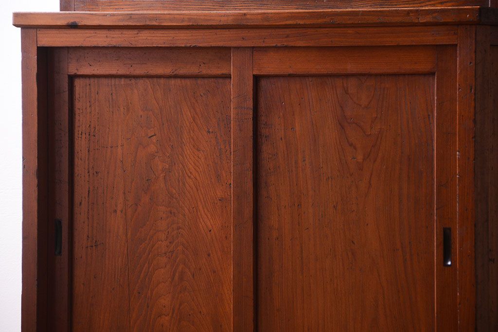 アンティーク家具　和製アンティーク　檜材製の上品な重ね食器棚