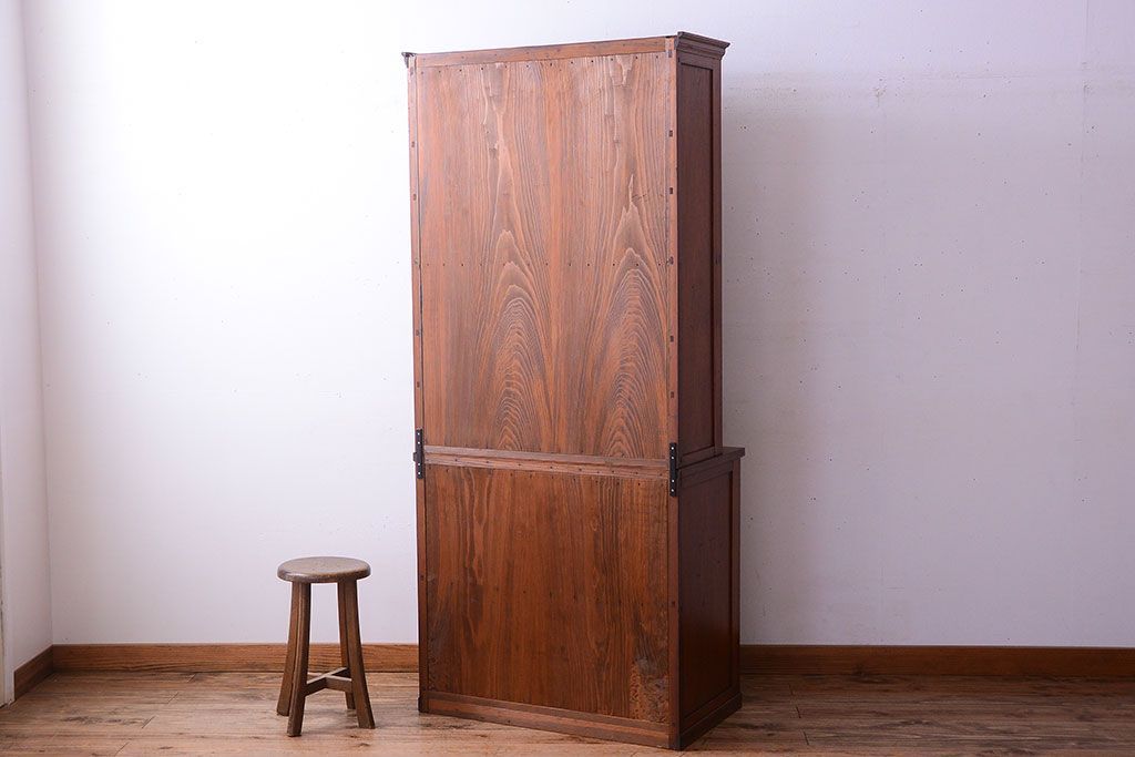 アンティーク家具　和製アンティーク　檜材製の上品な重ね食器棚