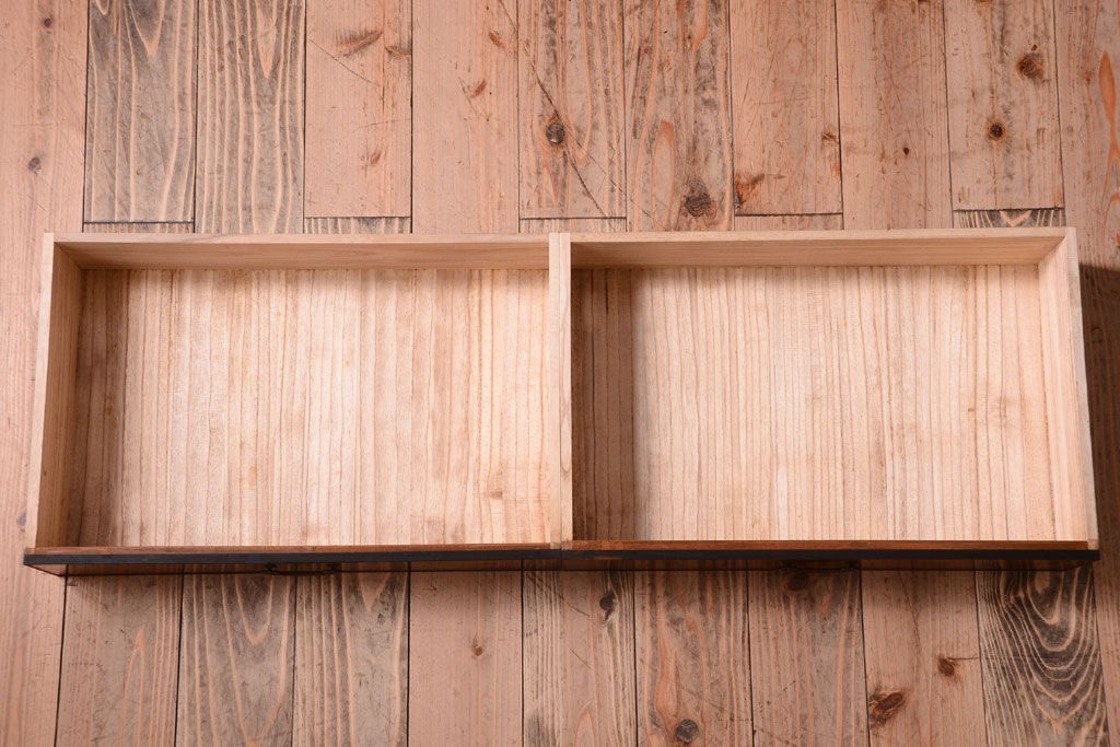 アンティーク家具　和製アンティーク　高級品!バール杢のトチ材製飾り棚