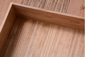 アンティーク家具　和製アンティーク　高級品!バール杢のトチ材製飾り棚