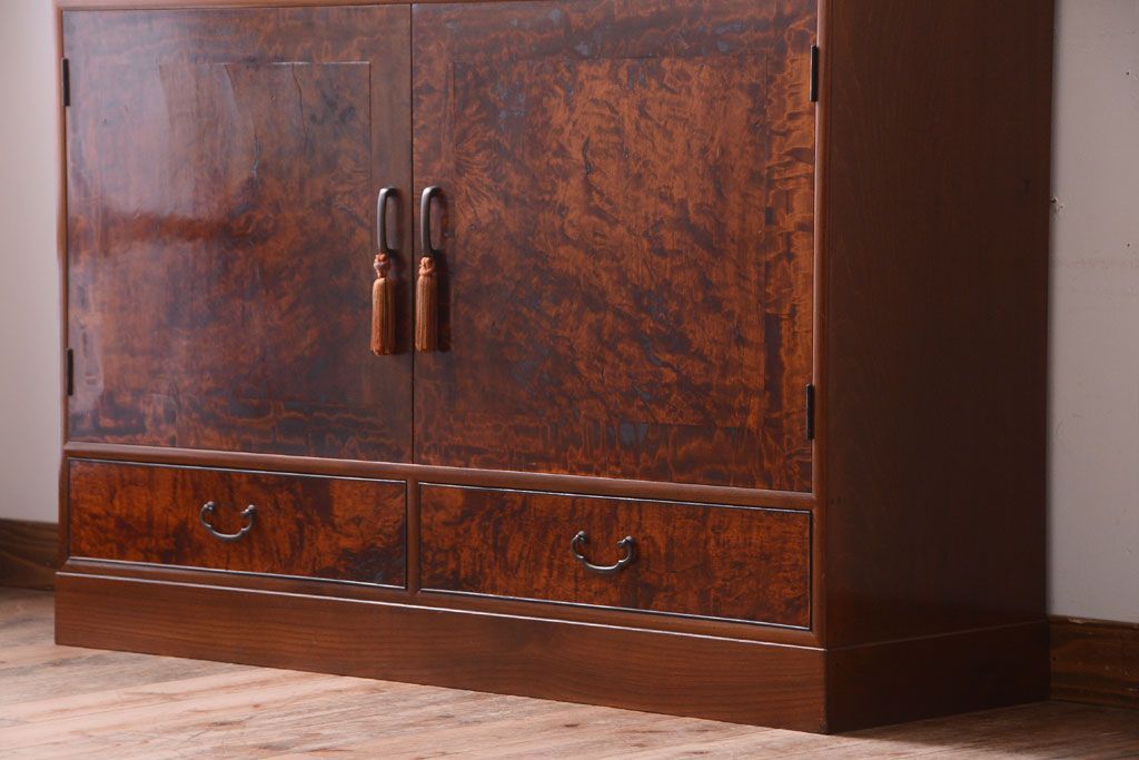 アンティーク家具　和製アンティーク　高級品!バール杢のトチ材製飾り棚