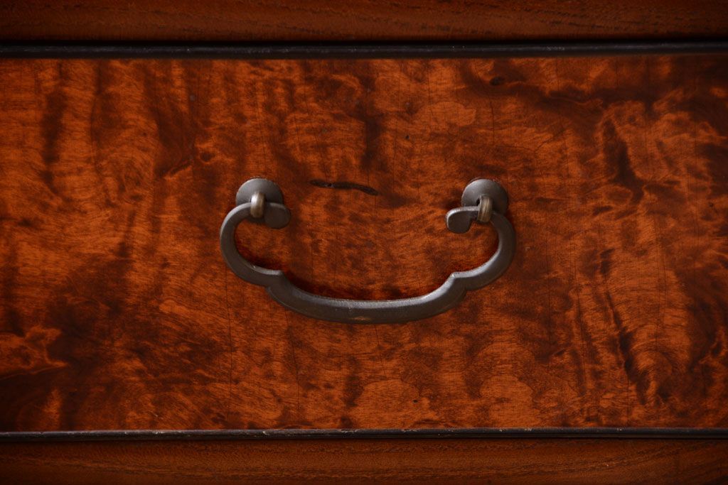 アンティーク家具　和製アンティーク　高級品!バール杢のトチ材製飾り棚