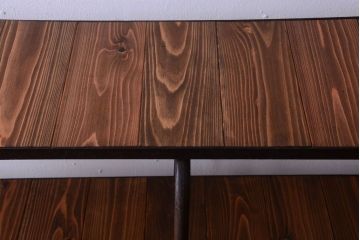 アンティーク家具　和製アンティーク　古い台形アイアンラック(飾り棚・陳列棚)