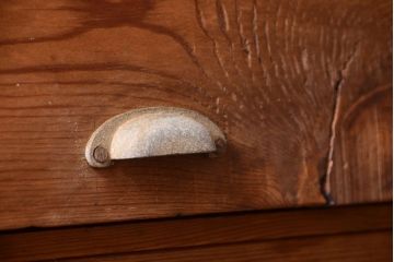 レトロ家具　昭和レトロ　古い木味のパタパタ収納棚(下駄箱)