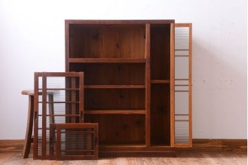 レトロ家具　昭和レトロ　モールガラス入り!古い木製の収納棚(下駄箱)(1)