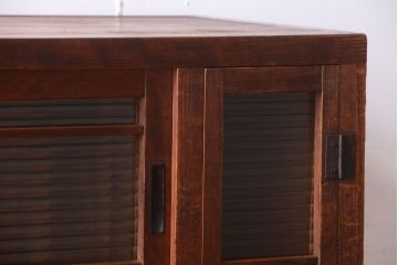 レトロ家具　昭和レトロ　モールガラス入り!古い木製の収納棚(下駄箱)(1)