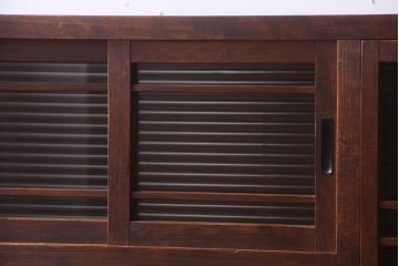 レトロ家具　昭和レトロ　モールガラス入り!古い木製の収納棚(下駄箱)(1)