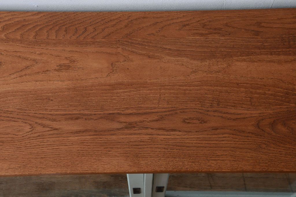 アンティーク家具　アンティークペイント　気泡ガラス入り!4枚扉のカウンターテーブル(2)