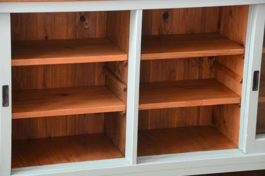 アンティーク家具　アンティークペイント　気泡ガラス入り!4枚扉のカウンターテーブル(2)