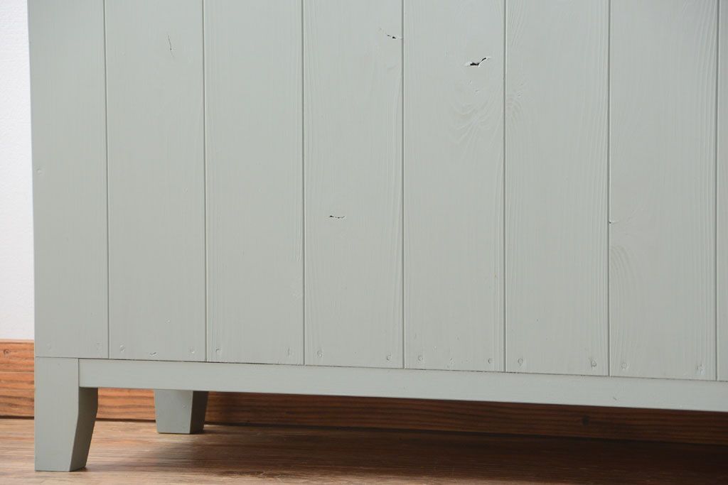 アンティーク家具　アンティークペイント　気泡ガラス入り!4枚扉のカウンターテーブル(2)