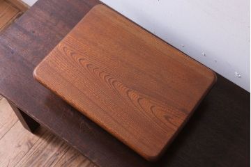 アンティーク雑貨　和製アンティーク　総欅!シンプルな古い花台(飾り台)