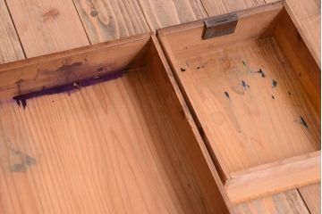 レトロ家具　和製アンティーク　ダイヤガラス入り!古いカバ材製のレトロな片袖机(勉強机・デスク)