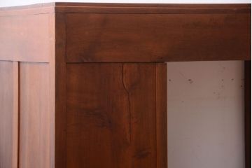 レトロ家具　和製アンティーク　ダイヤガラス入り!古いカバ材製のレトロな片袖机(勉強机・デスク)