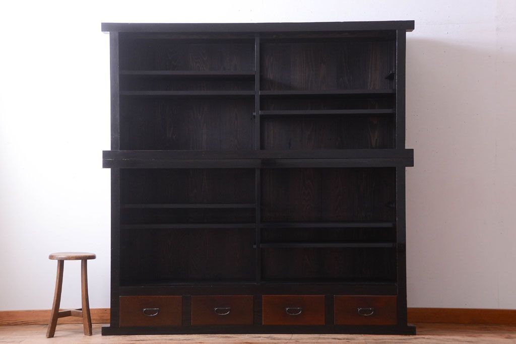 アンティーク家具　六尺　和製アンティーク　大正　引き出し付きの古い2段重ね飾り棚(水屋箪笥)