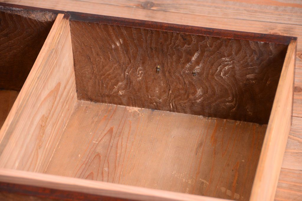 アンティーク家具　六尺　和製アンティーク　大正　引き出し付きの古い2段重ね飾り棚(水屋箪笥)