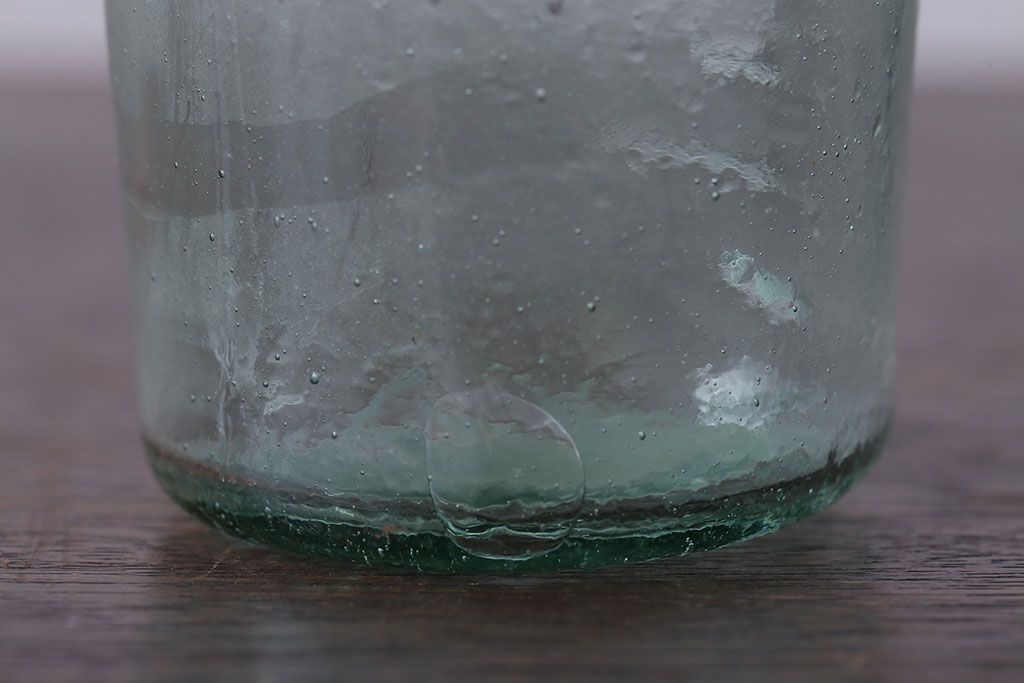 アンティーク雑貨　昭和レトロ　青色ガラス瓶4本セット(ビン)