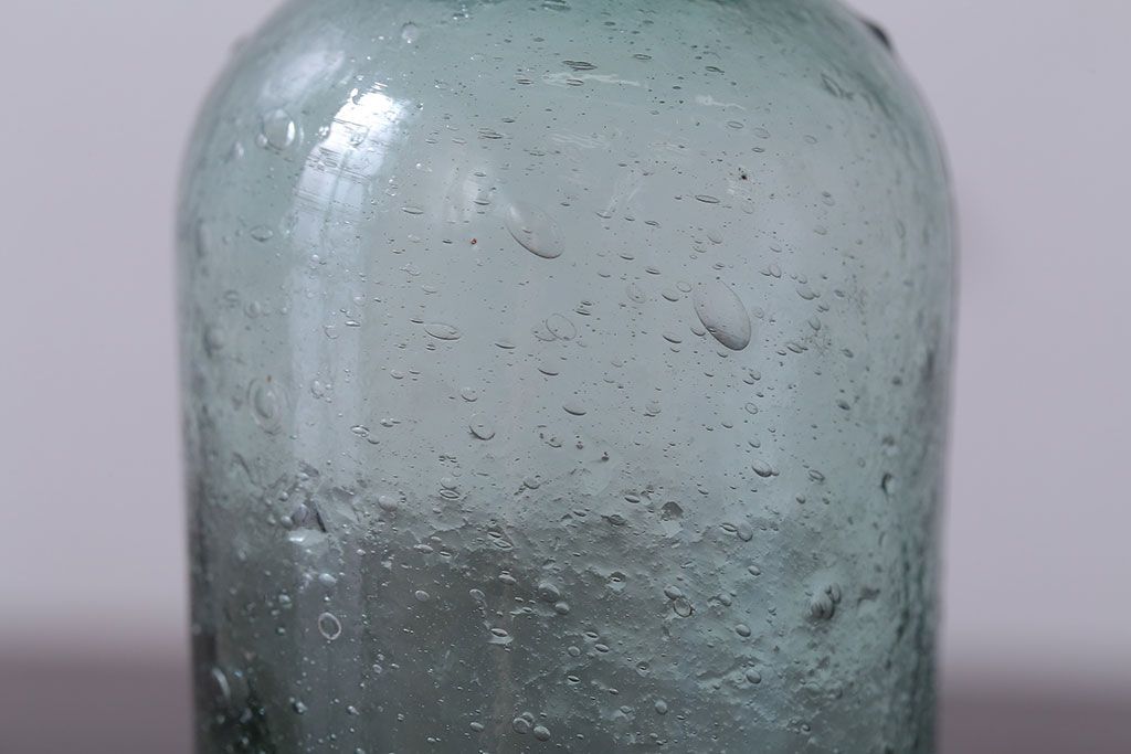 アンティーク雑貨　昭和レトロ　青色ガラス瓶4本セット(ビン)