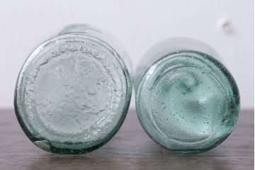 アンティーク雑貨　昭和レトロ　青色ガラス瓶4本セット(ビン)