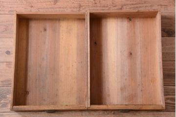 アンティーク家具　和製アンティーク　古い木味の銀モールガラス戸カウンターテーブル