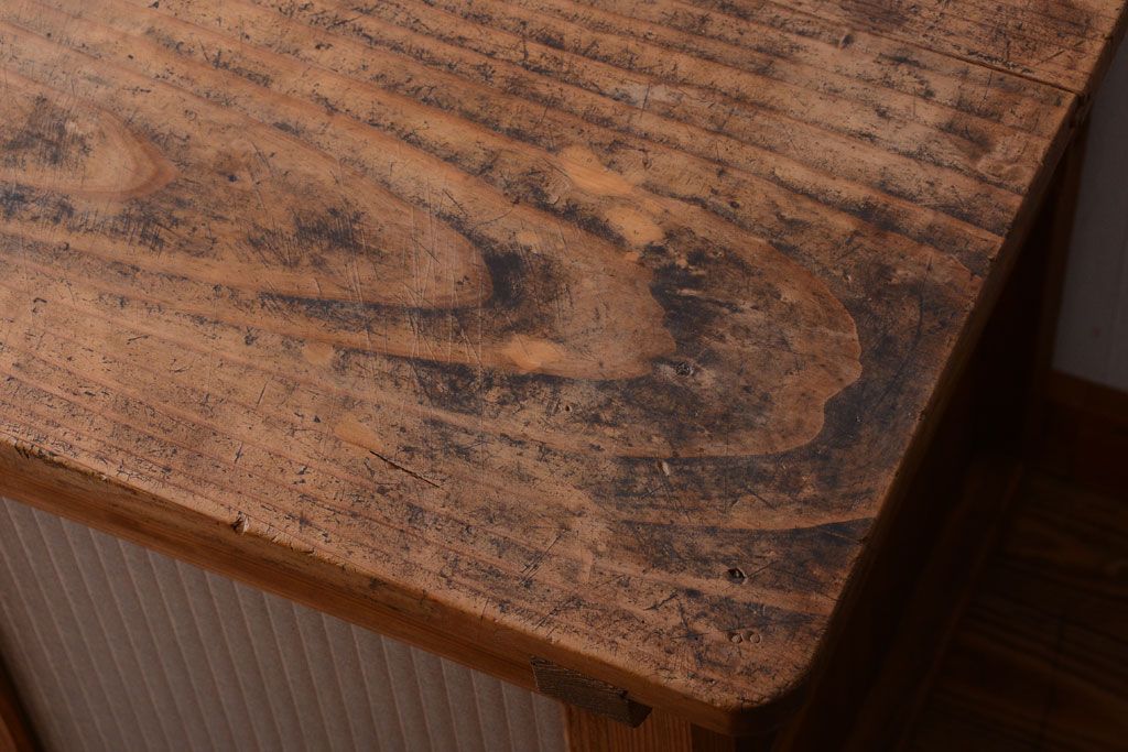 アンティーク家具　和製アンティーク　古い木味の銀モールガラス戸カウンターテーブル