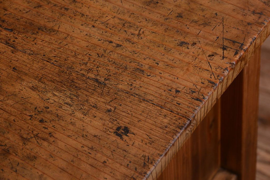 アンティーク家具　和製アンティーク　古い木味の銀モールガラス戸カウンターテーブル