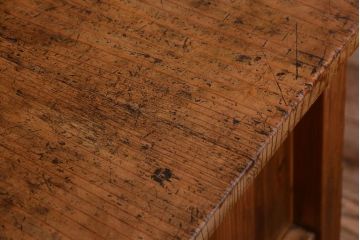 アンティーク家具　和製アンティーク　古い木味の銀モールガラス戸カウンターテーブル