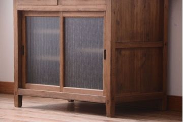 アンティーク家具　和製アンティーク　古い木味の銀モールガラス戸カウンターテーブル