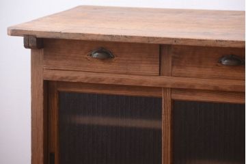 アンティーク家具　和製アンティーク　古い木味の銀モールガラス戸カウンターテーブル