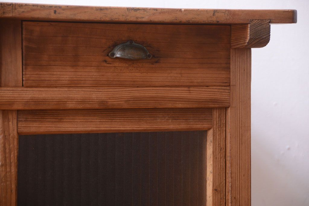 アンティーク家具　和製アンティーク　古い木味の銀モールガラス戸カウンターテーブル