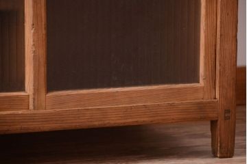 アンティーク家具　和製アンティーク　古い木味の銀モールガラス戸カウンターテーブル