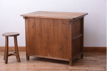 アンティーク家具　和製アンティーク　古い木味の銀モールガラス戸カウンターテーブル