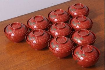 アンティーク雑貨　和製アンティーク　昭和十四年　輪島朱塗　桐蒔絵の木製椀10客(2)