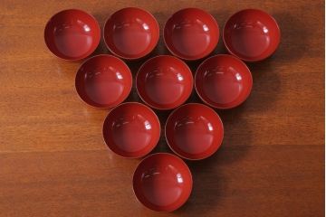 アンティーク雑貨　和製アンティーク　昭和十四年　輪島朱塗　桐蒔絵の木製椀10客(2)