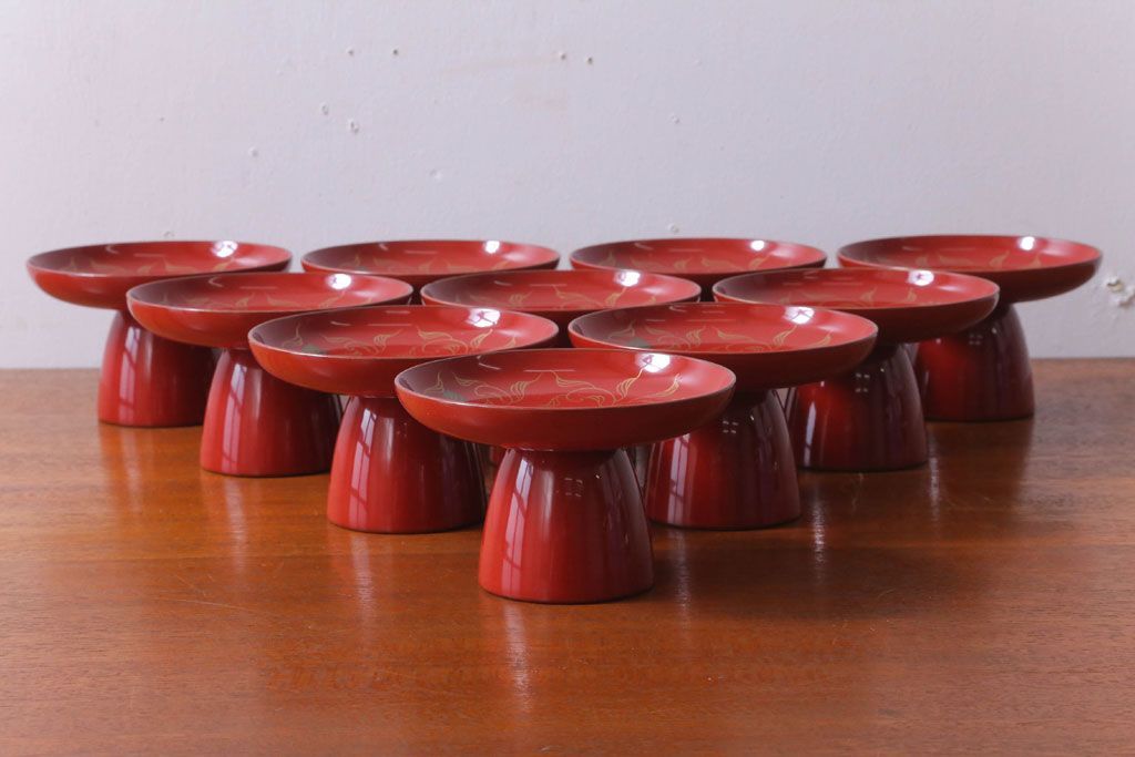アンティーク雑貨　和製アンティーク　昭和十四年　輪島朱塗　桐蒔絵の木製香台10客セット
