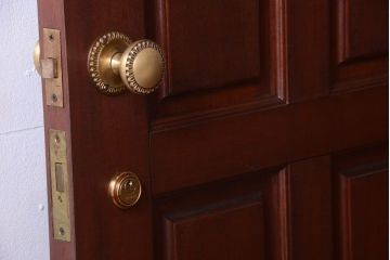 中古　無垢チーク材製!お屋敷の高級ドア(1)