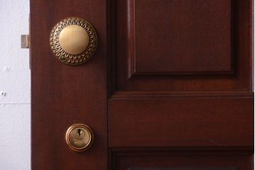 中古　無垢チーク材製!お屋敷の高級ドア(1)