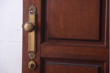 【O様ご成約分】中古　高級品　無垢チーク材製!お屋敷のドア(3)