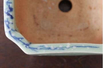 アンティーク雑貨　古民具・骨董　梅の図　小さな青磁植木鉢(八角型)