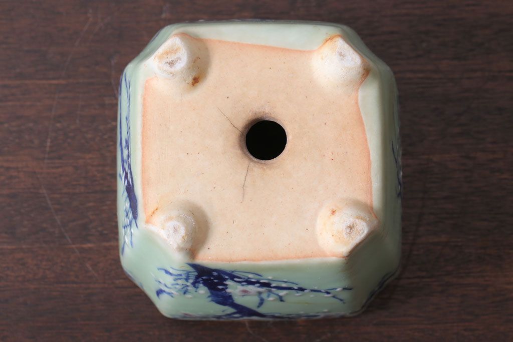 アンティーク雑貨　古民具・骨董　梅の図　小さな青磁植木鉢(八角型)