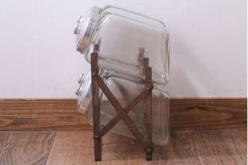 アンティーク雑貨　昭和レトロ　アイアンラック付き!蓋付きガラス瓶4個セット