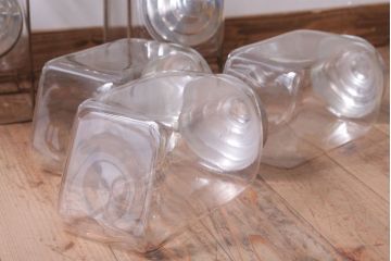 アンティーク雑貨　昭和レトロ　アイアンラック付き!蓋付きガラス瓶6個セット(3)